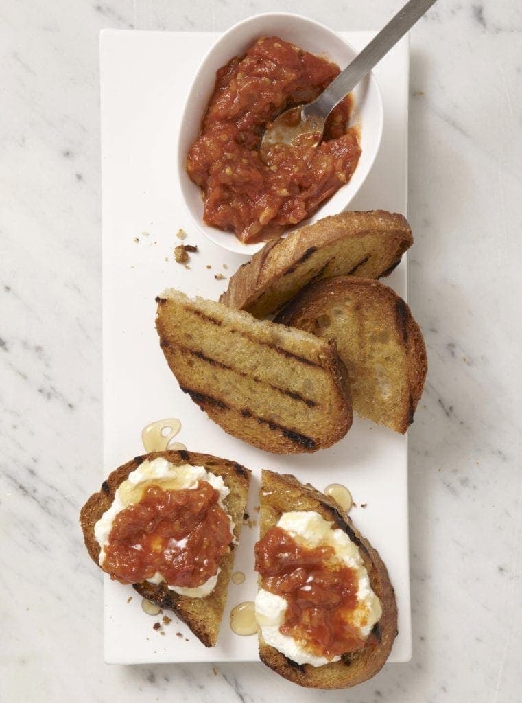 Tomato Chutney Toast With Ricotta And Honey - Tara Teaspoon