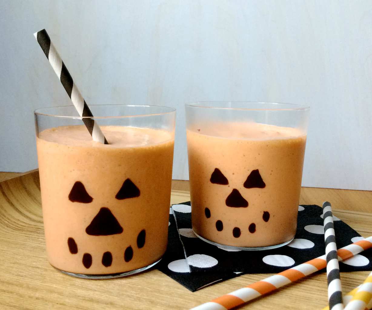 Easy Pumpkin Milkshakes in Spooky Glasses