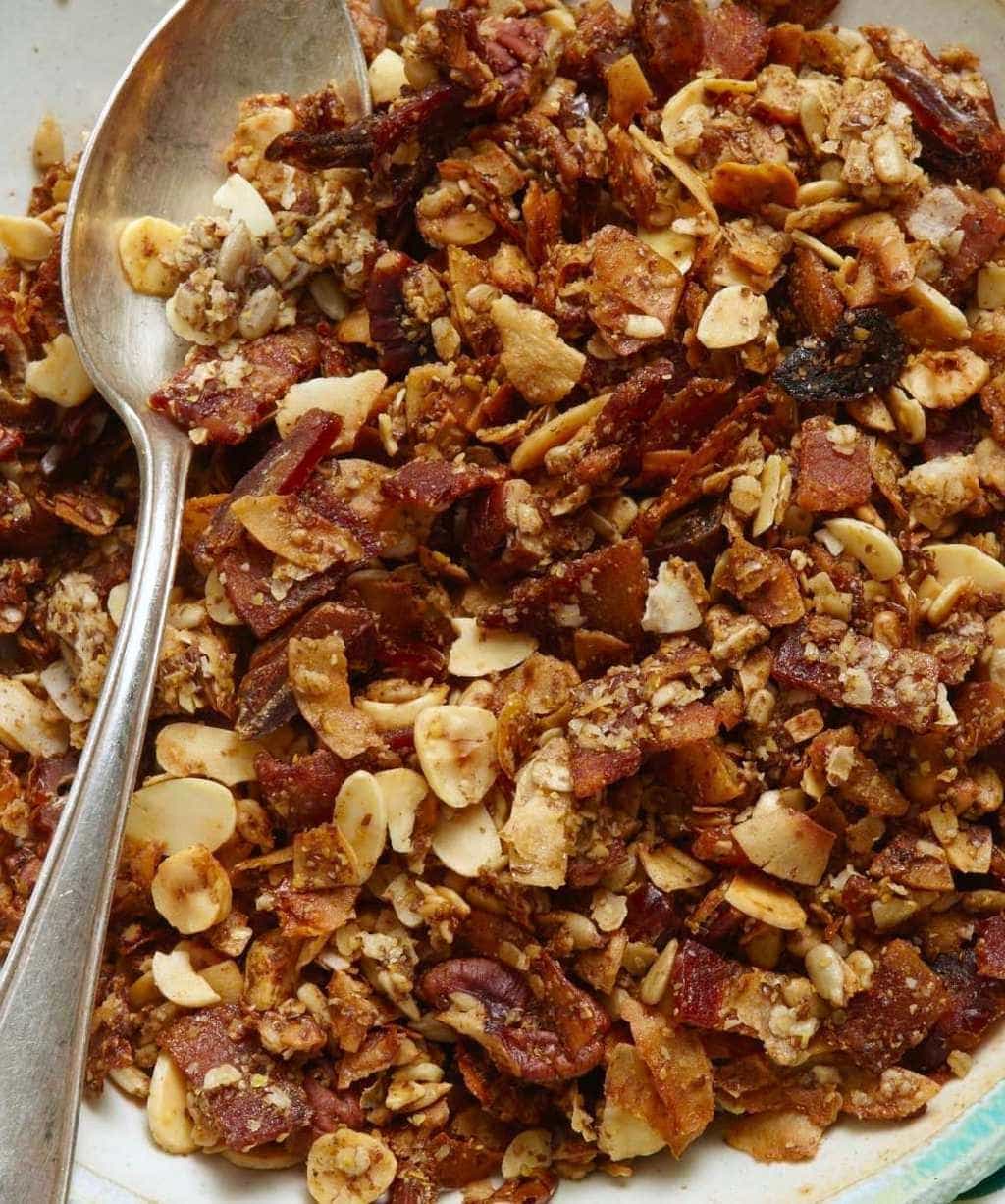 Crunchy Bacon Granola