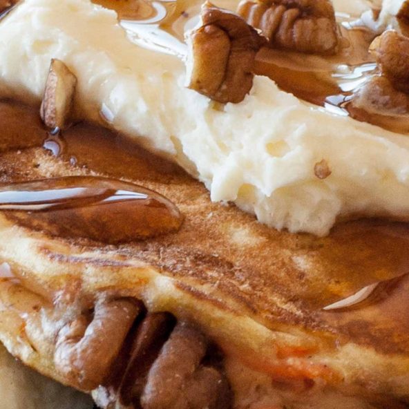 These carrot cake pancakes are the perfect weekend treat. And who doesn’t love an excuse to eat cream cheese frosting FOR BREAKFAST?!