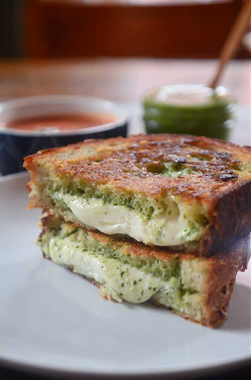 Pesto Mozzarella Cheese Sandwich