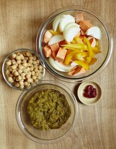 Chicken Curry Drumsticks with Chickpeas is an easy way to have an authentic Indian meal for dinner!