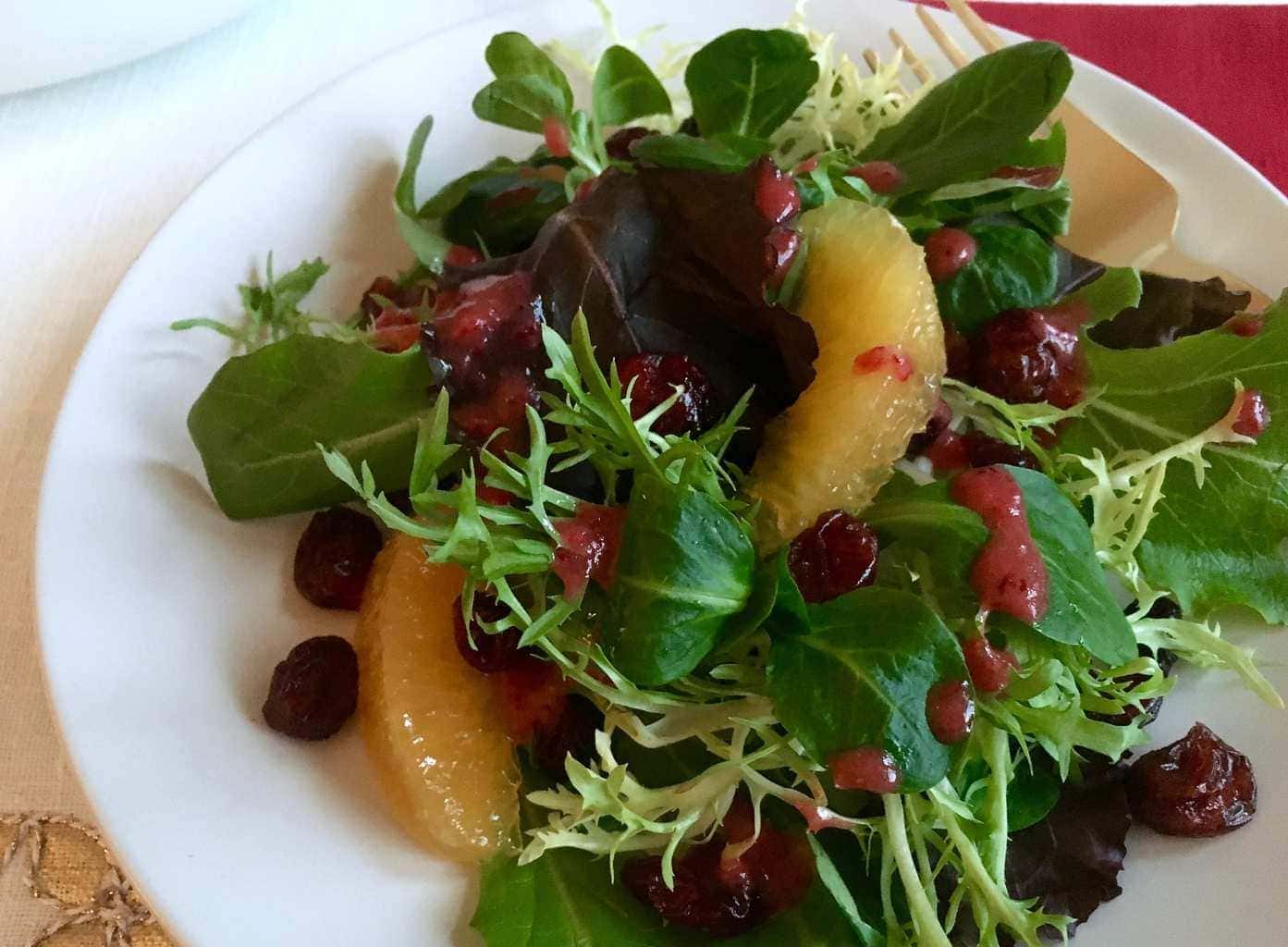 Winter Salad with oranges and cranberry vinaigrette