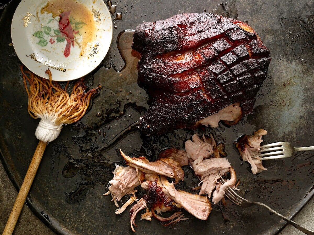 north carolina pulled pork with regional plate and mop