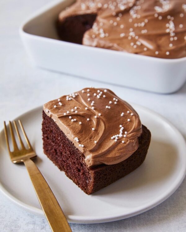 Homemade Chocolate Frosting (Extra Rich!) - Tara Teaspoon