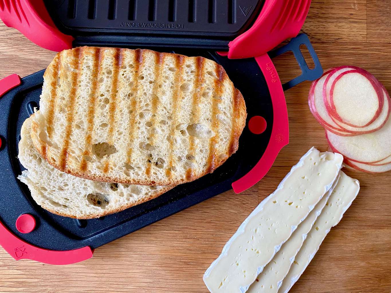toasted bread on microwave grill for grilled cheese