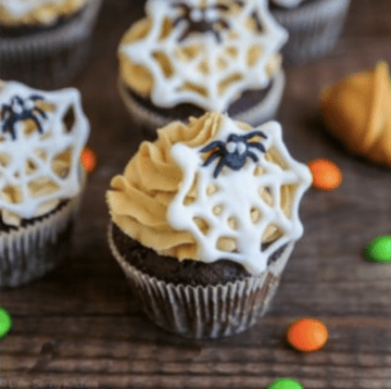 peanut butter spider cupcakes