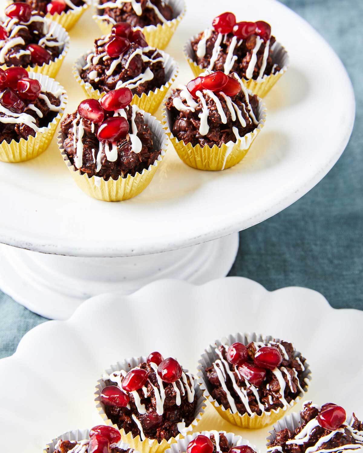 chocolate and pomegranate clusters