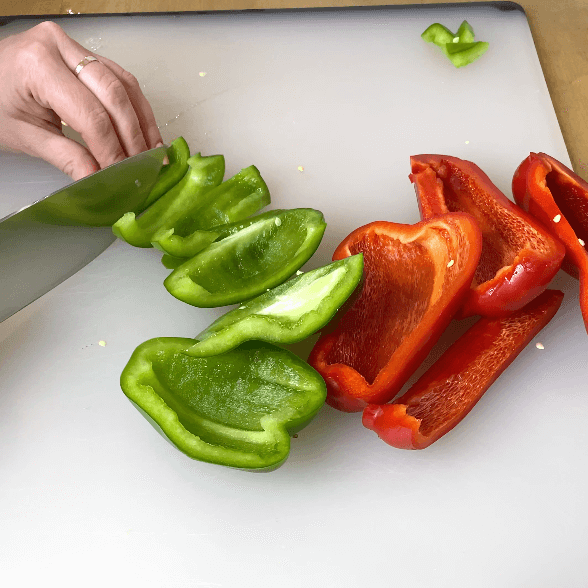 cutting bell peppers into squares