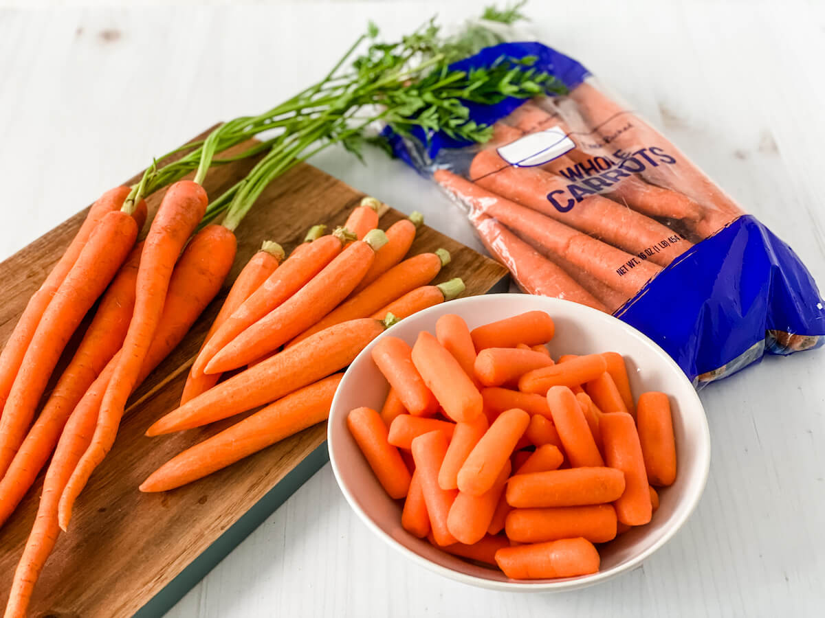 different kinds of carrots from the store