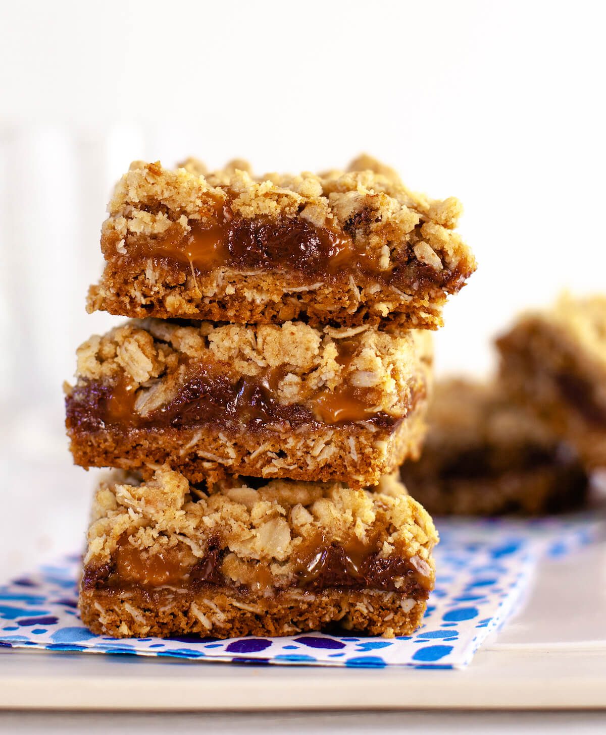 Oatmeal Carmelitas Recipe - Tara Teaspoon