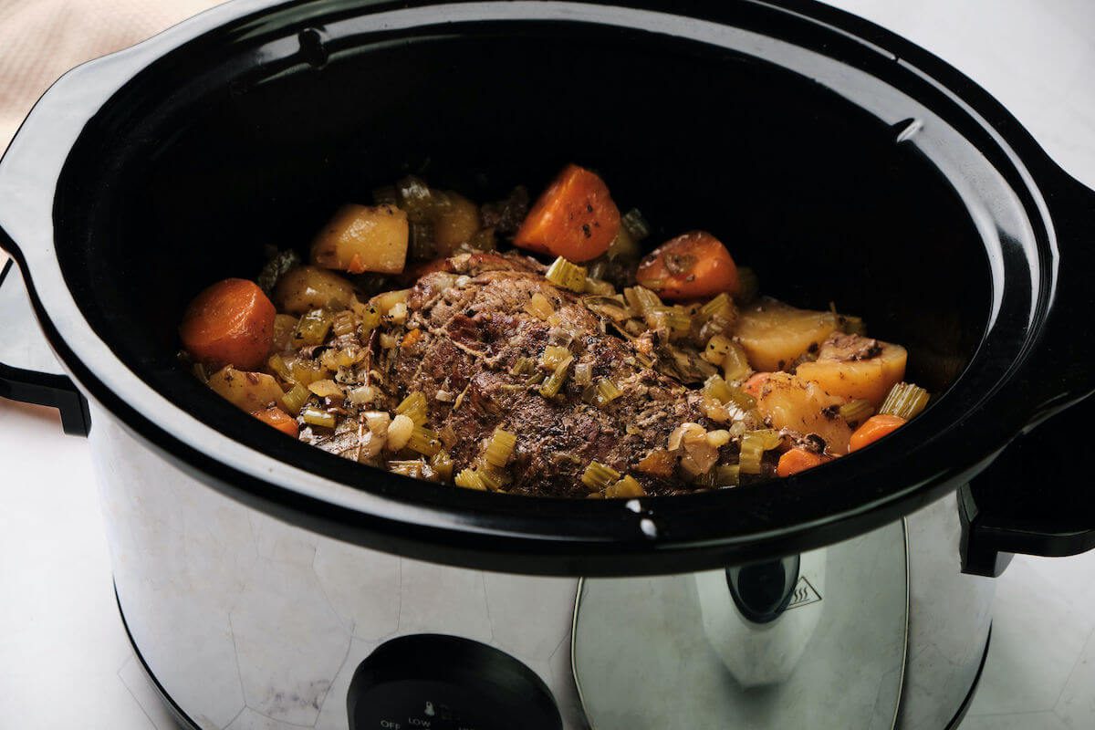 Making classic pot roast in the slow cooker