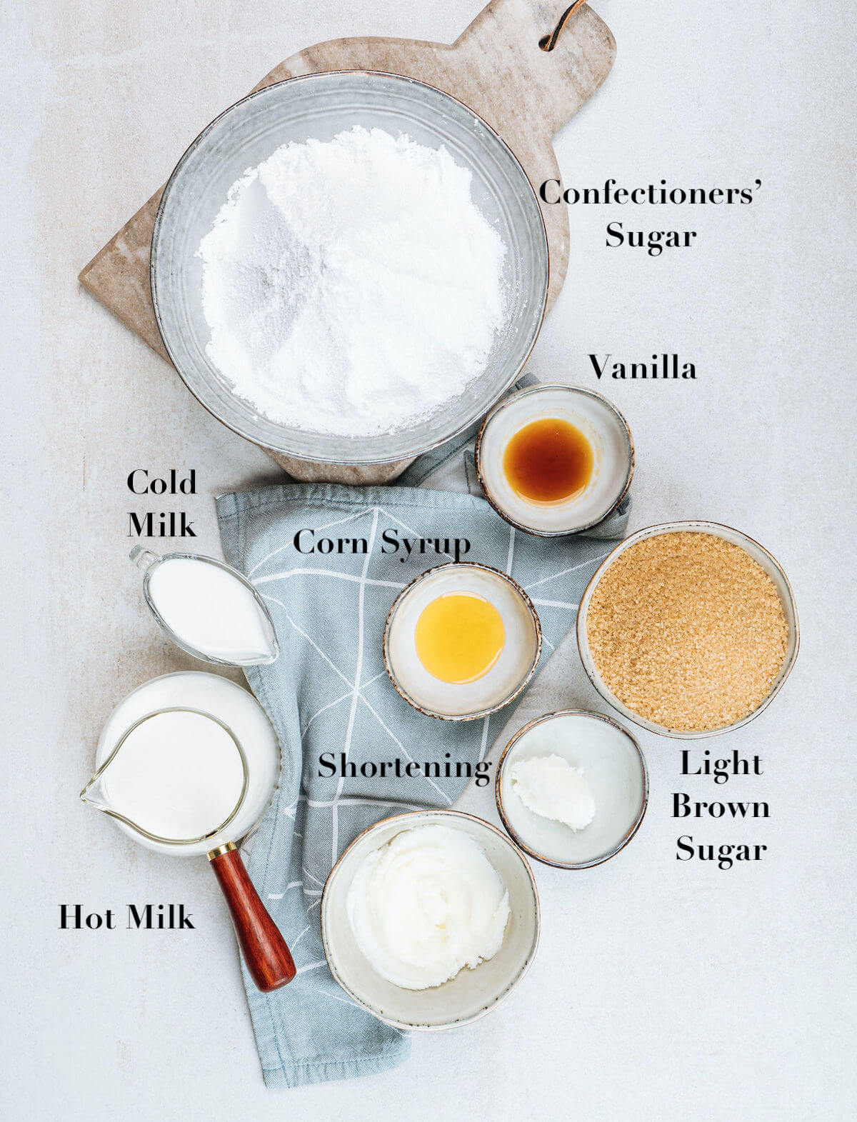 ingredients for creamy caramel icing