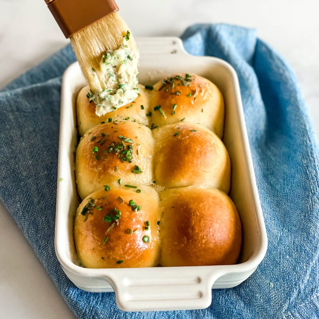 Best Soft Dinner Rolls Recipe Tara Teaspoon