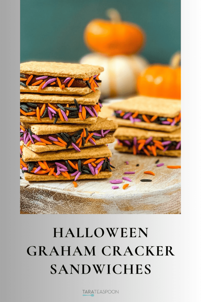 Halloween Graham Crackers with Frosting