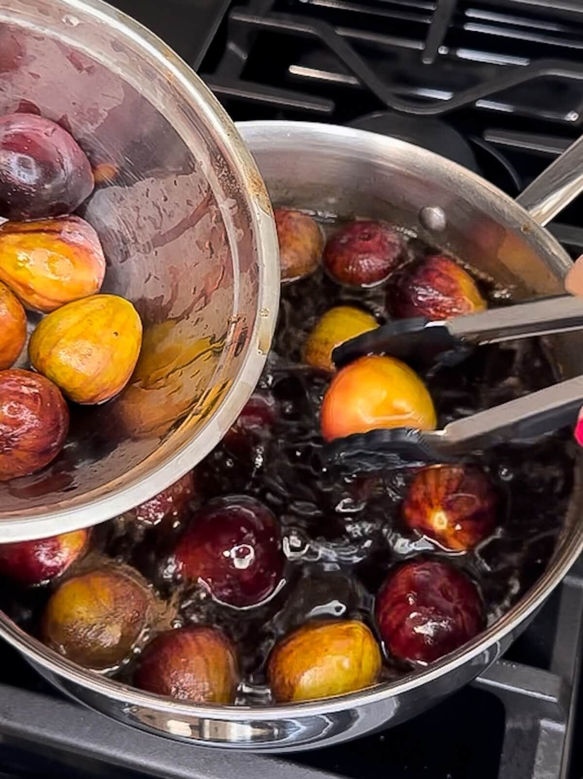 Removing cooked figs from balsamic syrup
