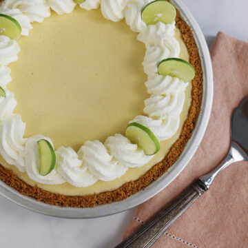 Overhead view of a Key lime pie.